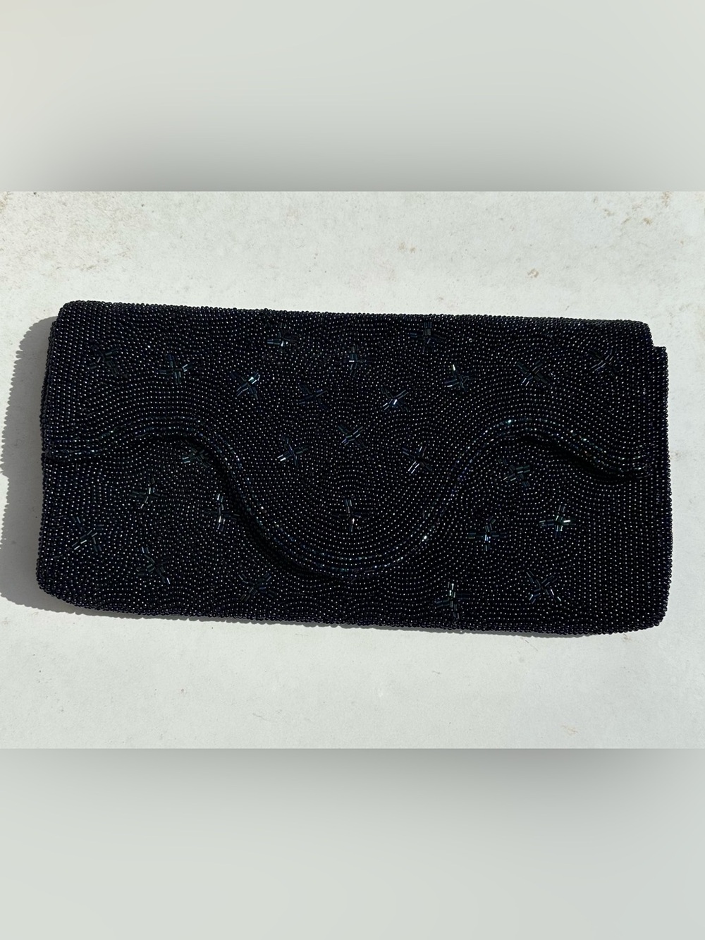 Vintage, beautiful and elegantBeaded Clutch Wristlet. Handmade in Belgium. - Picture 3 of 9